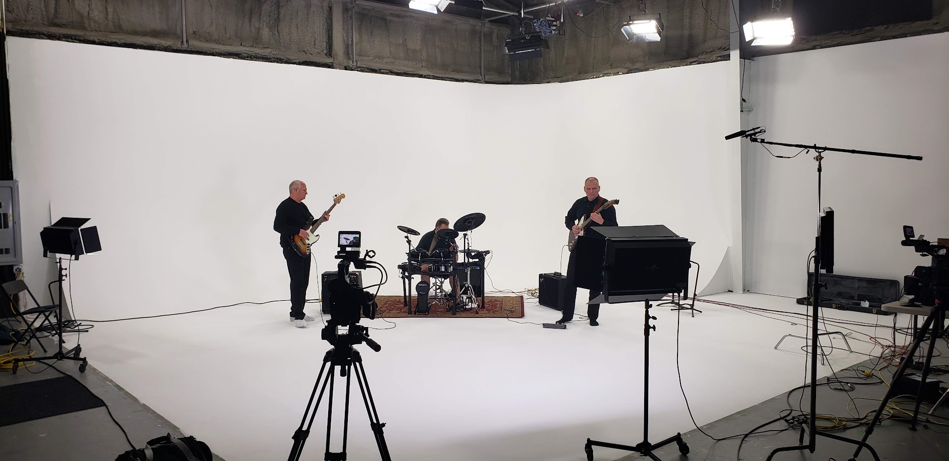 Mungo band studio shoot